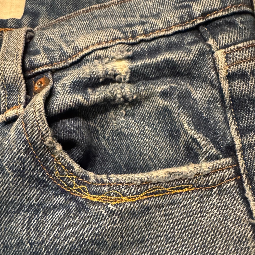 Levi’s Altered 501 Button Fly Skinny Jean Medium Wash With Distressing - Picture 5 of 8